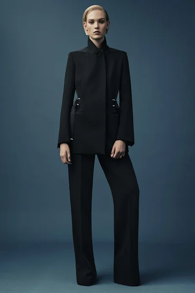 Look 11